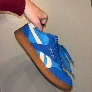 Reebok Womens Blue and Cream Sneakers